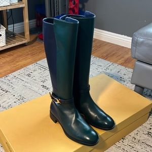 Tod’s Leather Boots
